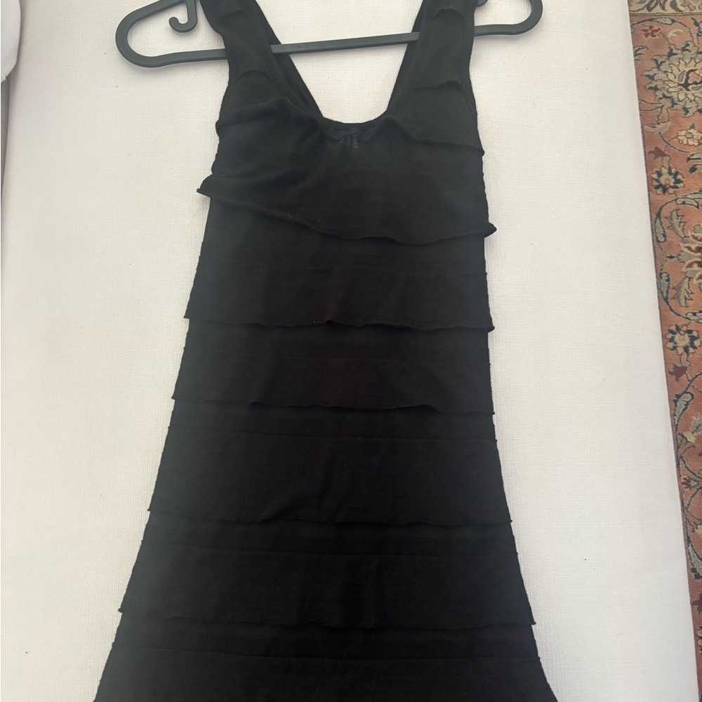Elegant Black Sleeveless Dress